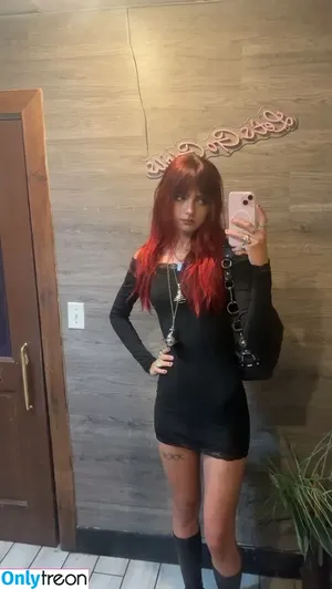 Snickerbitch / Sam / Silkgarbage / snickersiren nude photo #0010