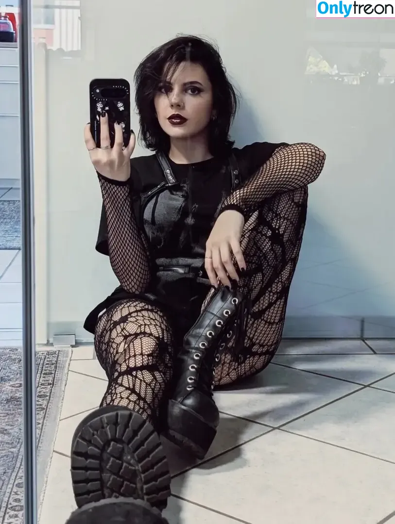 Snippycosplay nude photo #0032 (Snippycosplay)