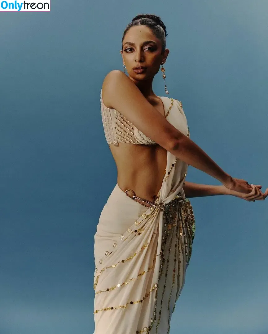 Sobhita Dhulipala nude photo #0003 (sobhitad)