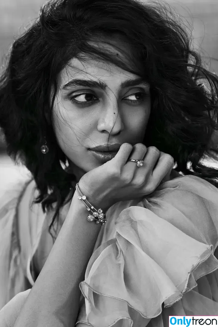 Sobhita Dhulipala nude photo #0011 (sobhitad)