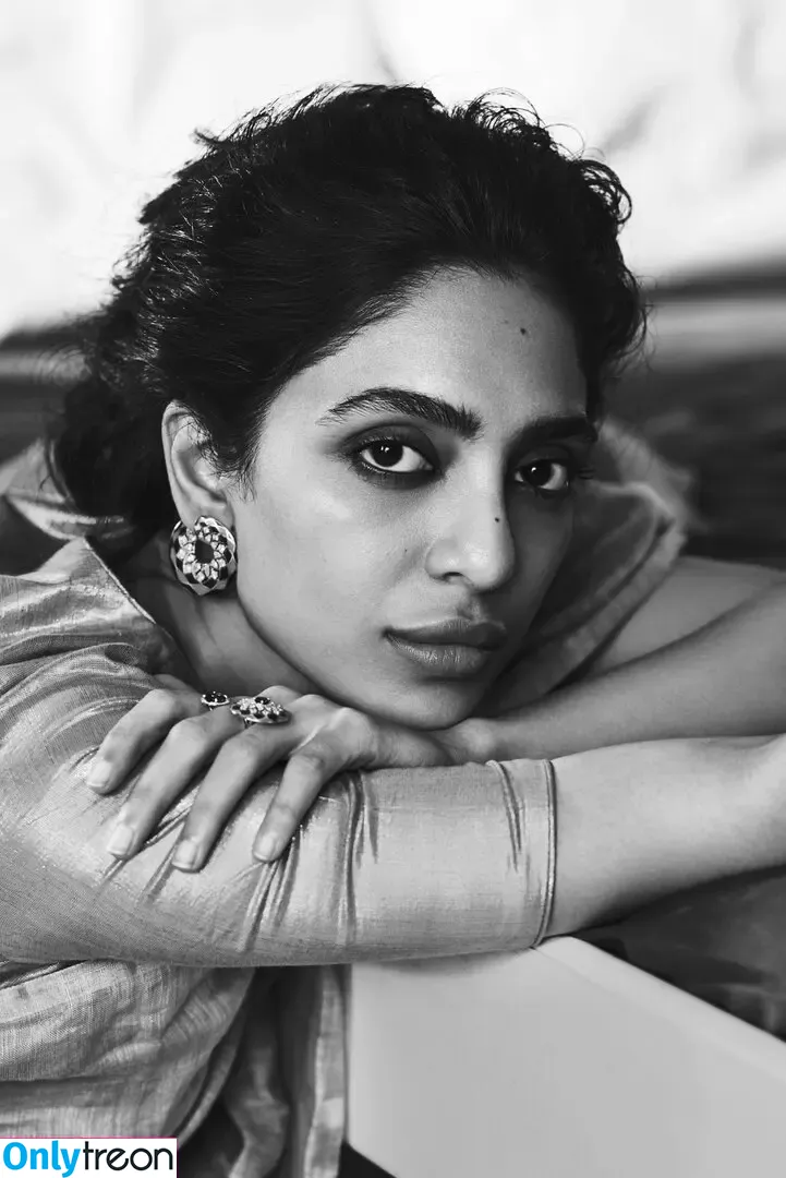 Sobhita Dhulipala nude photo #0016 (sobhitad)