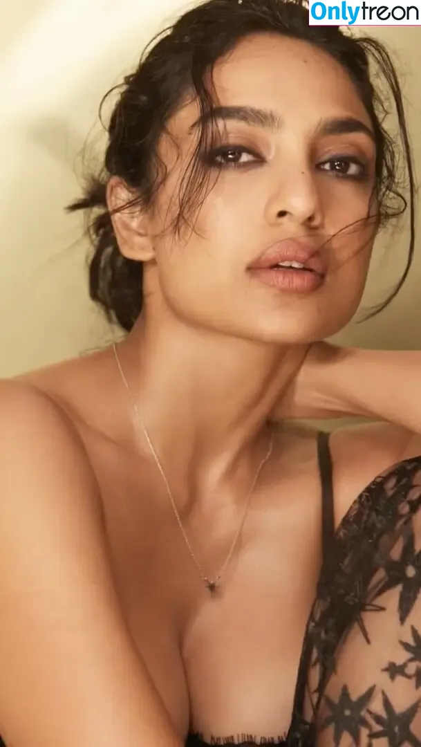 Sobhita Dhulipala nude photo #0060 (sobhitad)
