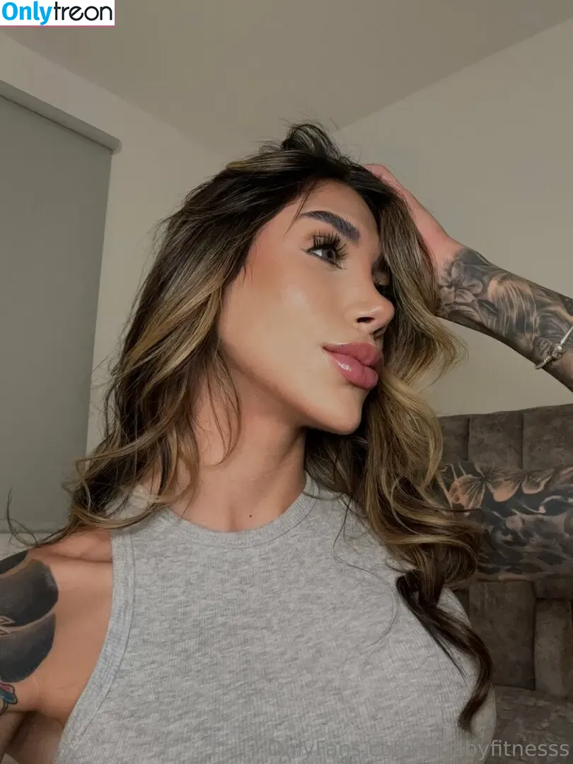 Sofia Arango nude photo #0076 (sofiaaarango / sofiaarango04)