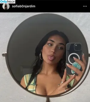 Sofia Bonjardim / sofbonjo / sofiab0njardim nude photo #0002