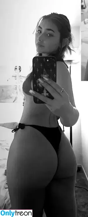 Sofia Bonjardim / sofbonjo / sofiab0njardim nude photo #0003