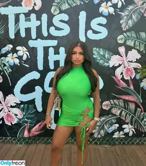 sofia.deroian / sofiaderoian nude photo #0049