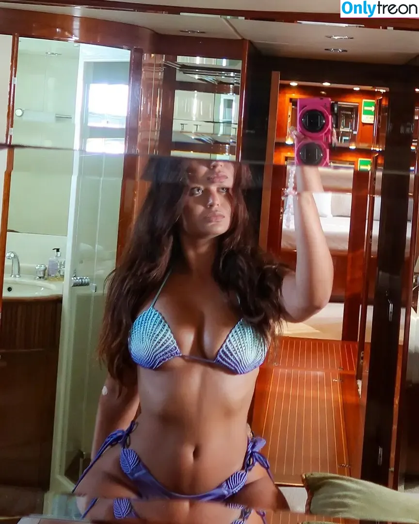 Sofia Jamora nude photo #0292 (sofiajamora)