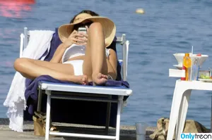 Sofia Vergara / sofiavergara / vergarasofia nude photo #0383