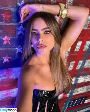 Sofia Vergara / sofiavergara / vergarasofia nude photo #0861