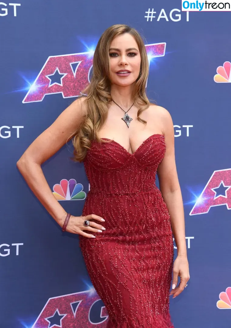 Sofia Vergara nude photo #0281 (sofiavergara / vergarasofia)