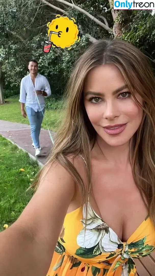 Sofia Vergara nude photo #0348 (sofiavergara / vergarasofia)