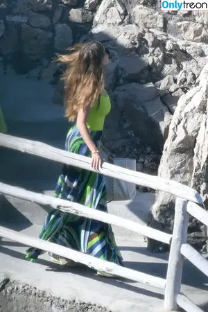 Sofia Vergara / sofiavergara / vergarasofia nude photo #1095