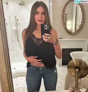 Sofia Vergara / sofiavergara / vergarasofia nude photo #1187