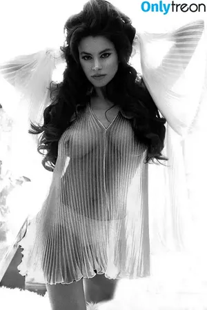 Sofia Vergara / sofiavergara / vergarasofia nude photo #1289