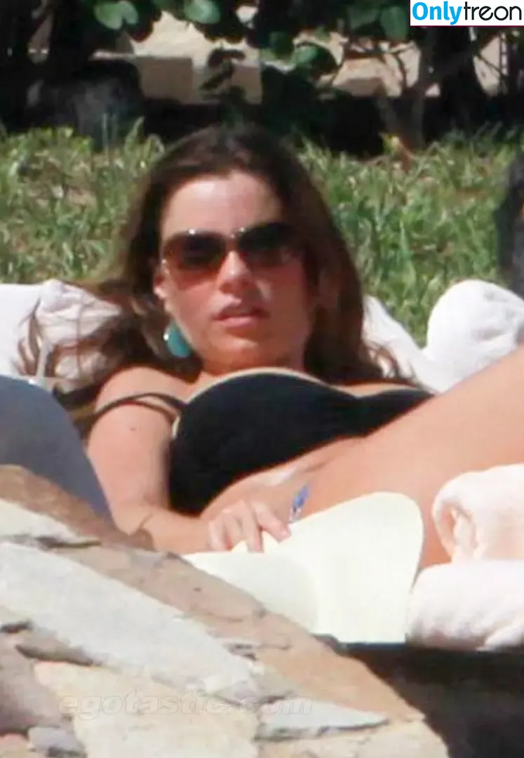 Sofia Vergara nude photo #1689 (sofiavergara / vergarasofia)