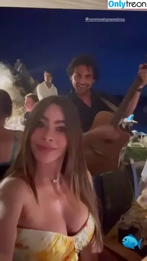 Sofia Vergara / sofiavergara / vergarasofia nude photo #2767