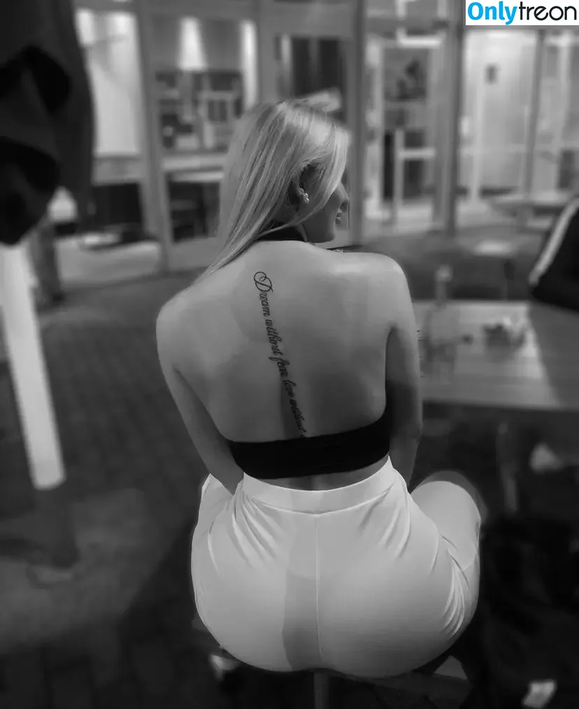 sofie.christin nude photo #0008 (sofie.christin)