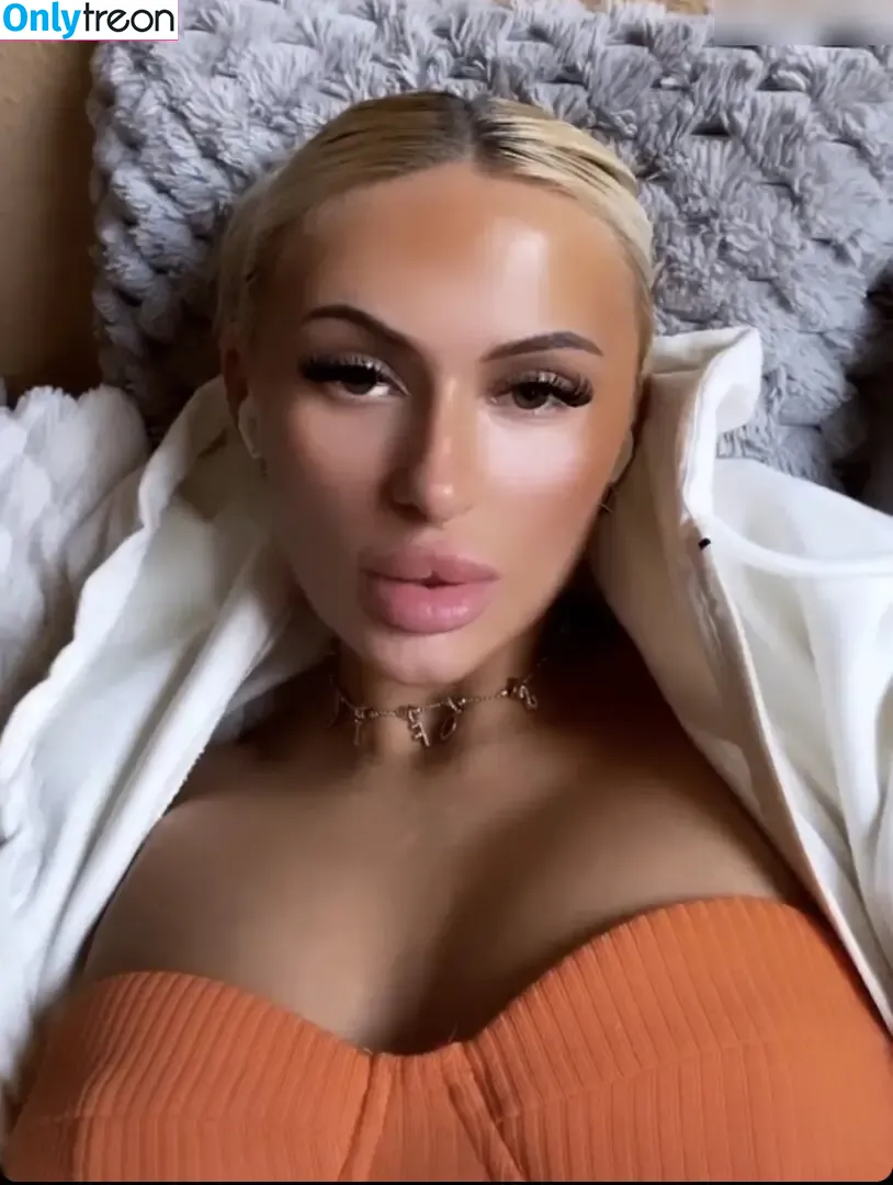 sofie.christin nude photo #0057 (sofie.christin)