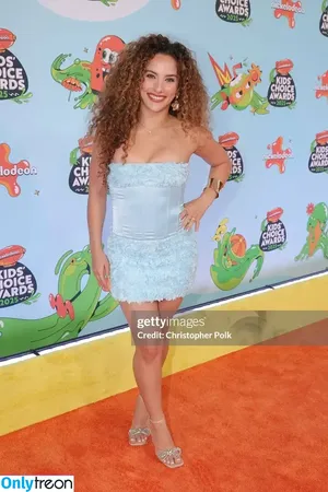 Sofie Dossi / sofiedossi nude photo #0483