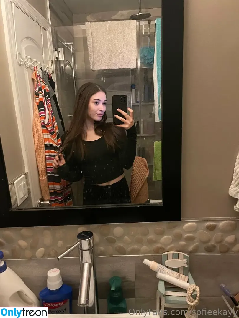 sofieekayy nude photo #0016 (sofieekayy)