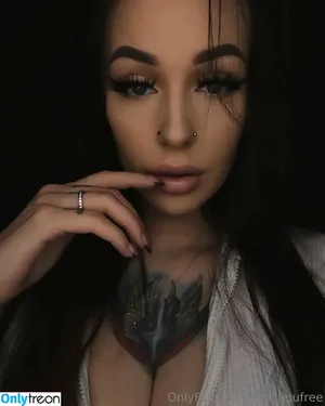 sofijauufree / sofijamusic nude photo #0001