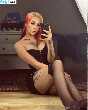 sofijauufree / sofijamusic nude photo #0031