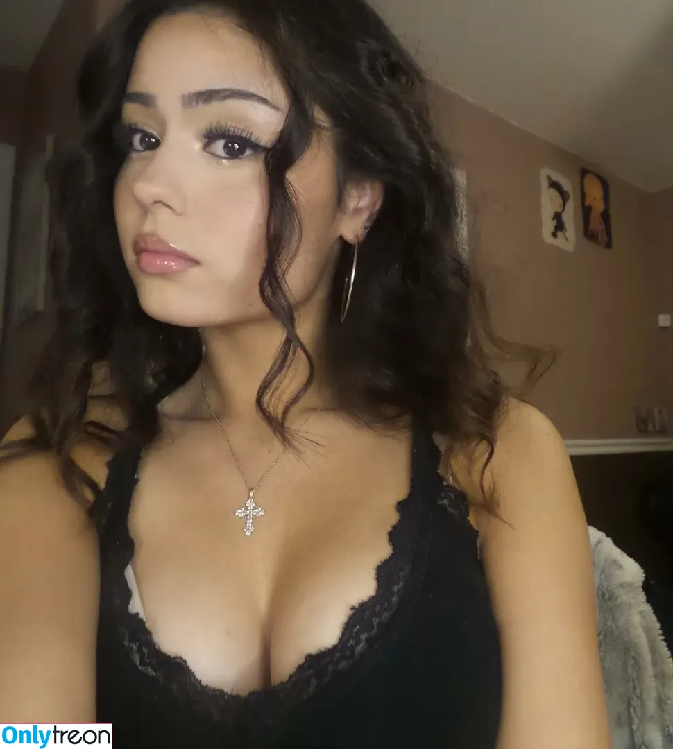 Sohanna Ricci nude photo #0005 (_sailorjupiterr / milanariccifree / sohannaricci)