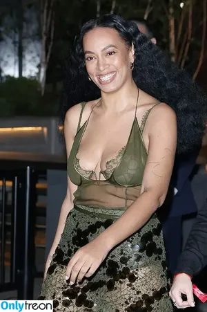 Solange Knowles / solangeknowles nude photo #0044