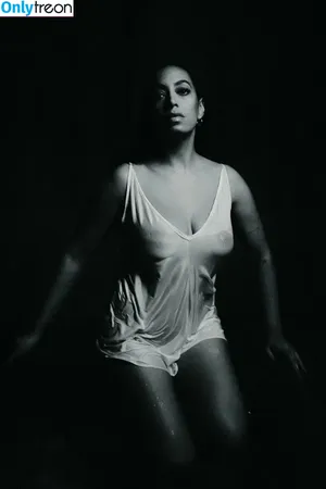 Solange Knowles / solangeknowles nude photo #0045