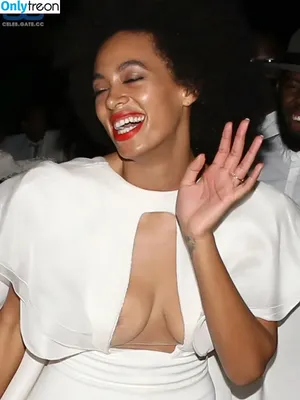 Solange Knowles / solangeknowles nude photo #0052