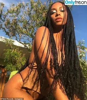 Solange Knowles / solangeknowles nude photo #0060