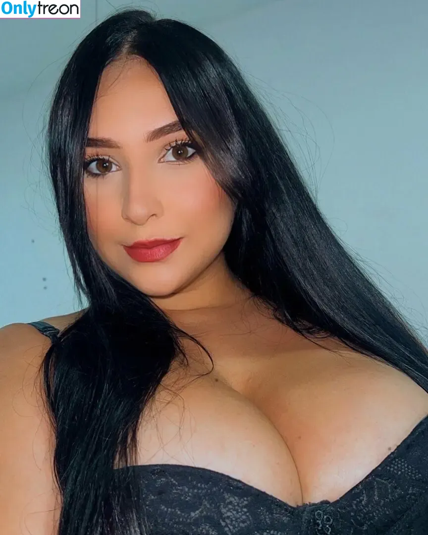 Solanoberrio nude photo #0005 (anamariasolanoberrio)