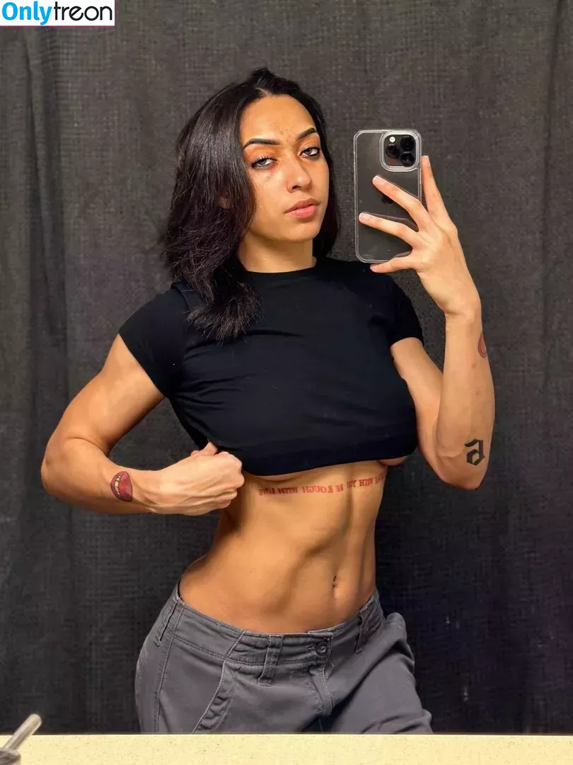 solesndsouls nude photo #0004 ( / Praying Mantis / solesnack)