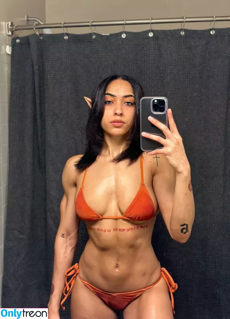 solesndsouls nude photo #0055 ( / Praying Mantis / solesnack)