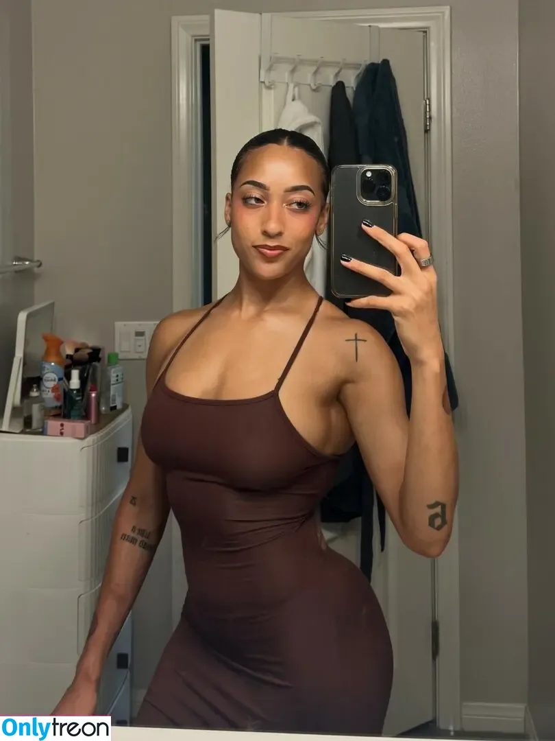 solesndsouls nude photo #0157 ( / Praying Mantis / solesnack)