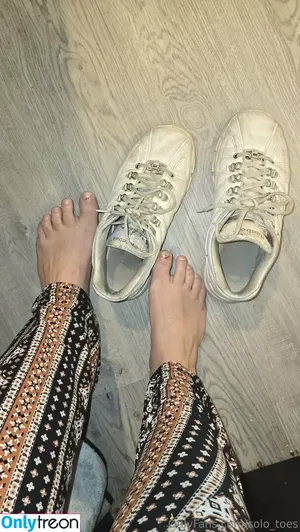 solo_toes / amateursolesntoes nude photo #0030
