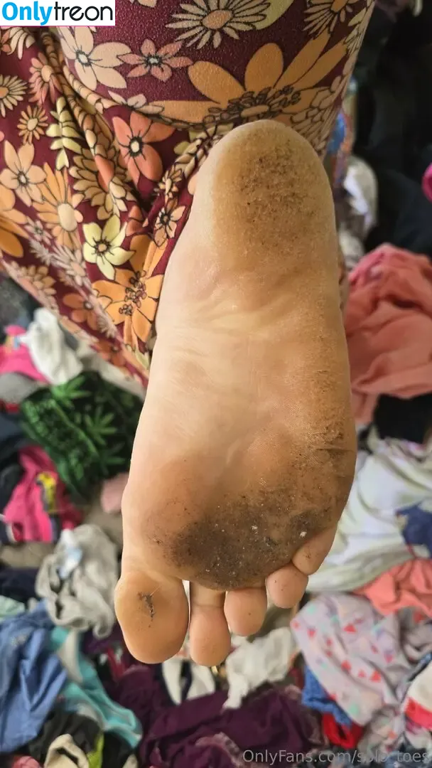 solo_toes nude photo #0034 (amateursolesntoes)