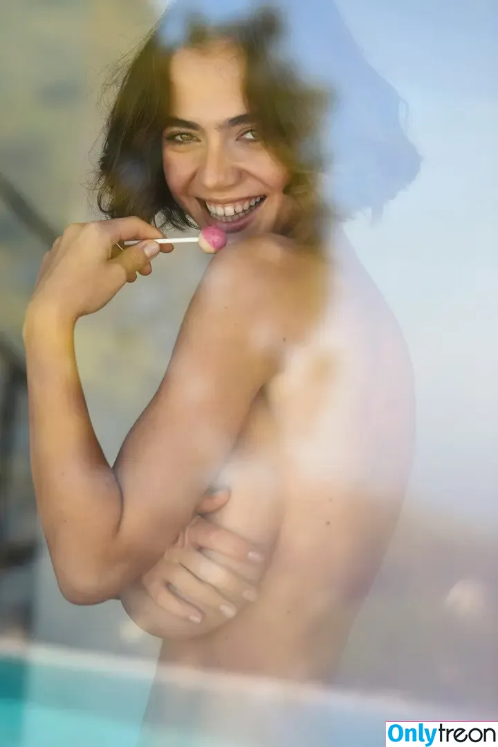 Solomia Maievska nude photo #0641 (miamaievska / solomia_maievska)