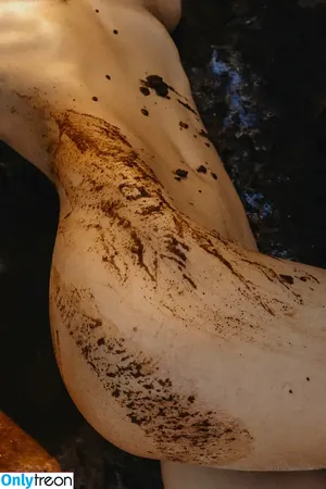Solomia Maievska / miamaievska / solomia_maievska nude photo #1305