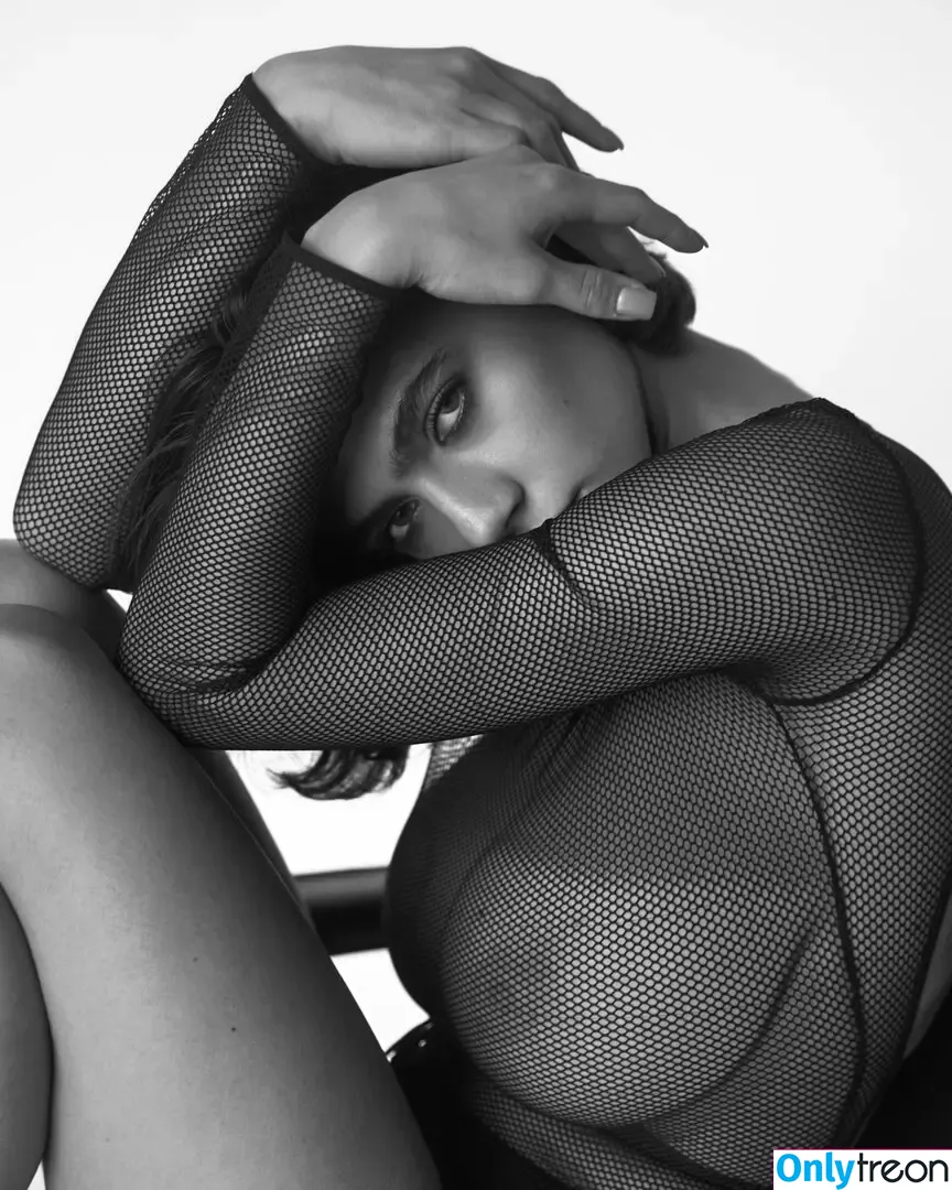 Solomia Maievska nude photo #1076 (miamaievska / solomia_maievska)