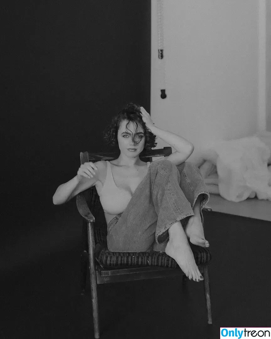Solomia Maievska nude photo #1207 (miamaievska / solomia_maievska)