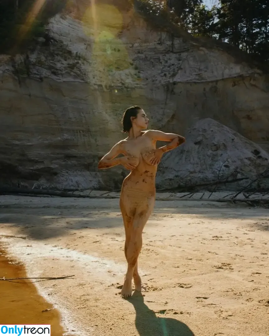 Solomia Maievska nude photo #1220 (miamaievska / solomia_maievska)