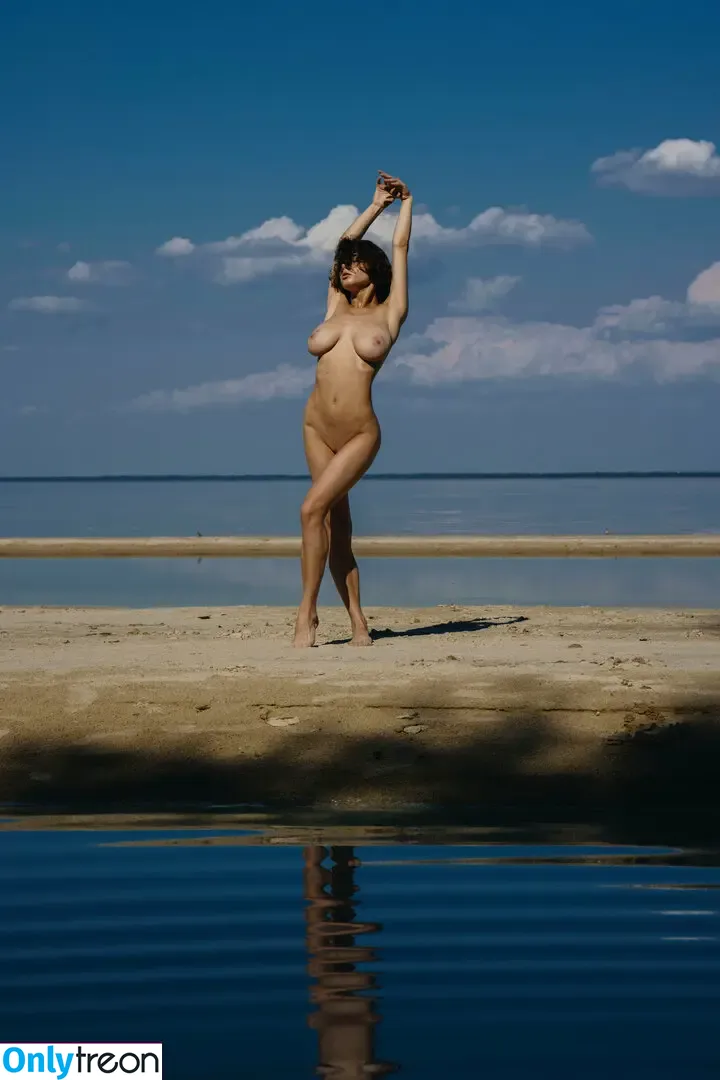 Solomia Maievska nude photo #1290 (miamaievska / solomia_maievska)