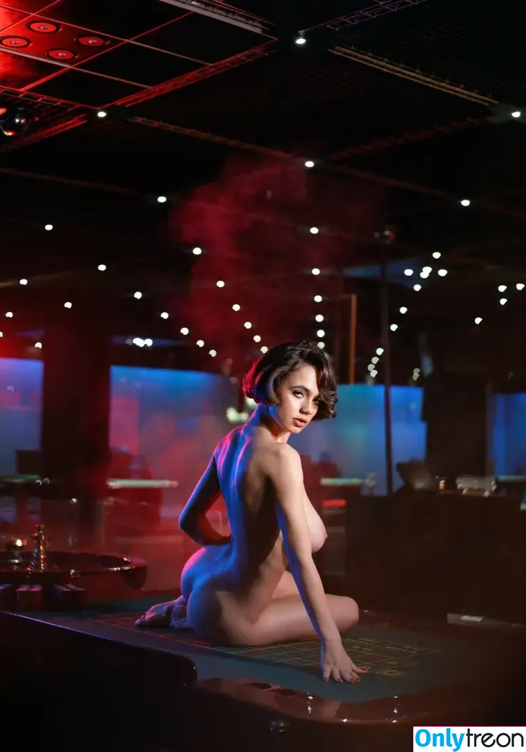 Solomia Maievska nude photo #1655 (miamaievska / solomia_maievska)