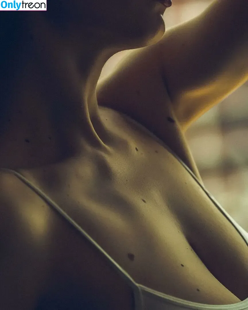 Solomia Maievska nude photo #1848 (Solomia_Maievska / miamaievska)