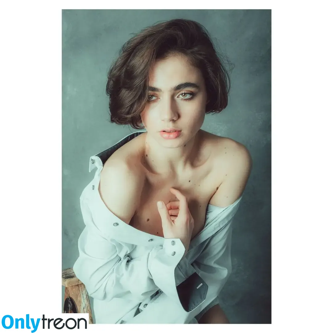 Solomia Maievska nude photo #1939 (Solomia_Maievska / miamaievska)