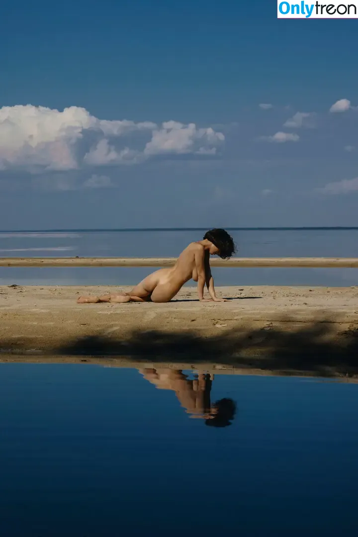 Solomia Maievska nude photo #2190 (Solomia_Maievska / miamaievska)