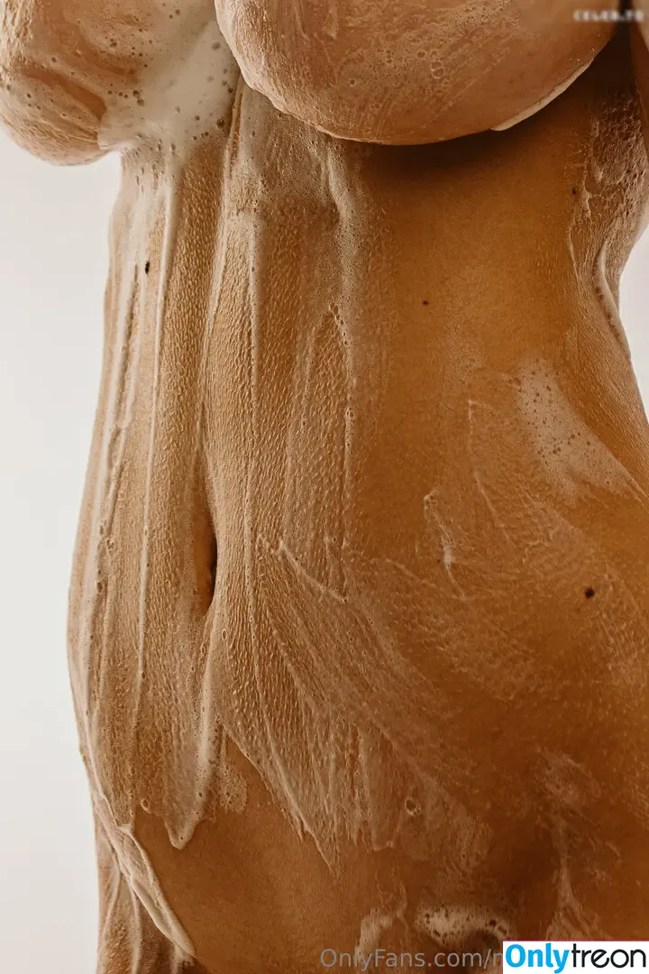 Solomia Maievska nude photo #2434 (Solomia_Maievska / miamaievska)