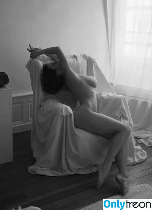 Solomia Maievska nude photo #2460 (Solomia_Maievska / miamaievska)