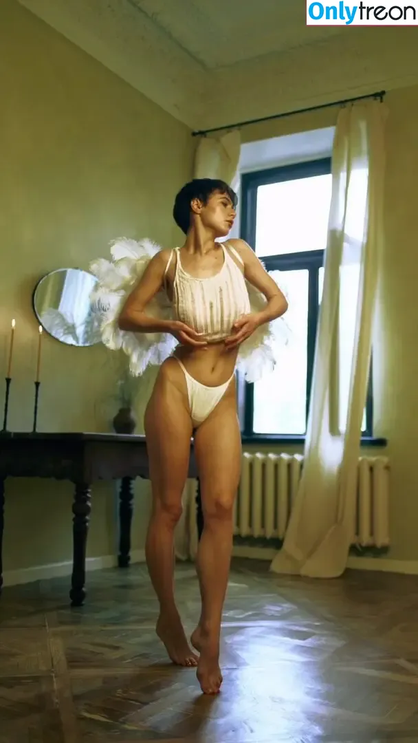 Solomia Maievska nude photo #2994 (Solomia_Maievska / miamaievska)